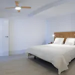 Con Terraza Privada, Piscina Y Capacidad 4 Personas 公寓
