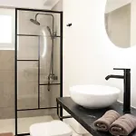 Con Terraza Privada, Piscina Y Capacidad 4 Personas 公寓 *