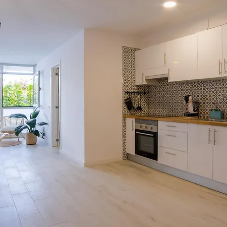 Con Terraza Privada, Piscina Y Capacidad 4 Personas Διαμέρισμα